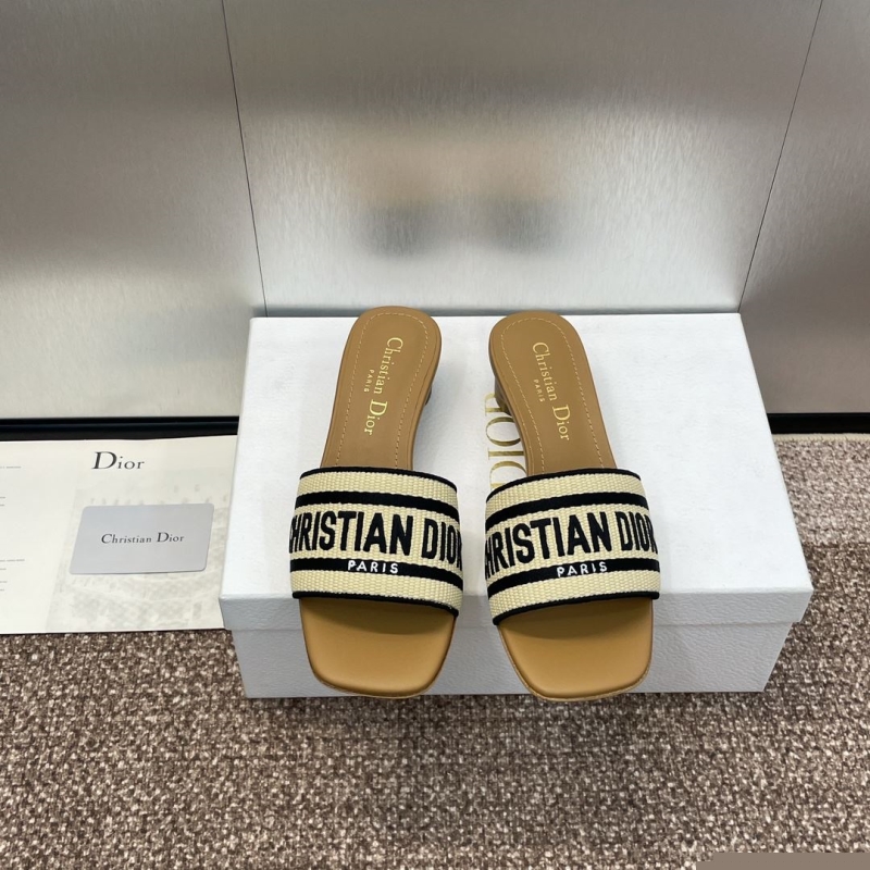 ch**an D*or slippers